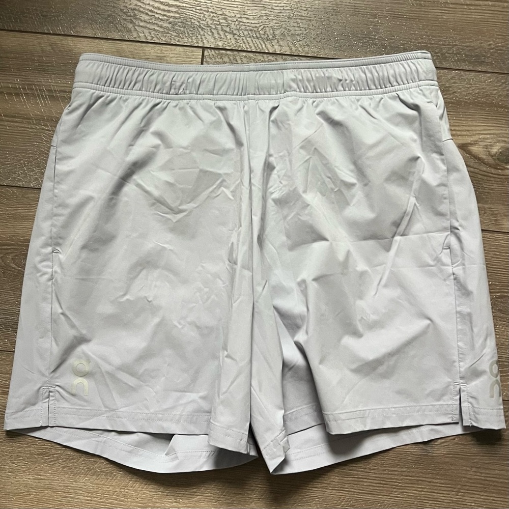 NWT On Men's 5'' Core Shorts Sz S Lilac